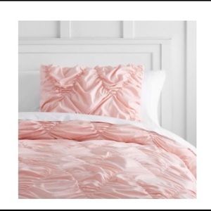 NWT Pottery Barn Teen Whimsical Waves Shams